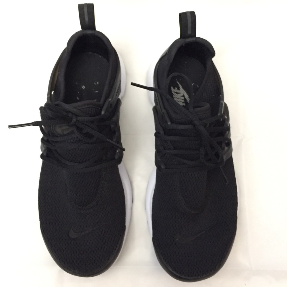 Nike Air Presto in Black 💯Authentic